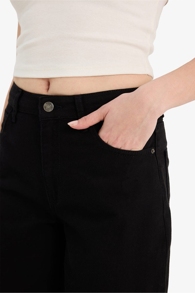 ديفاكتو بنطلون جبردين قطن وايد ليج برجل واسع وخصر عادي - Image 4